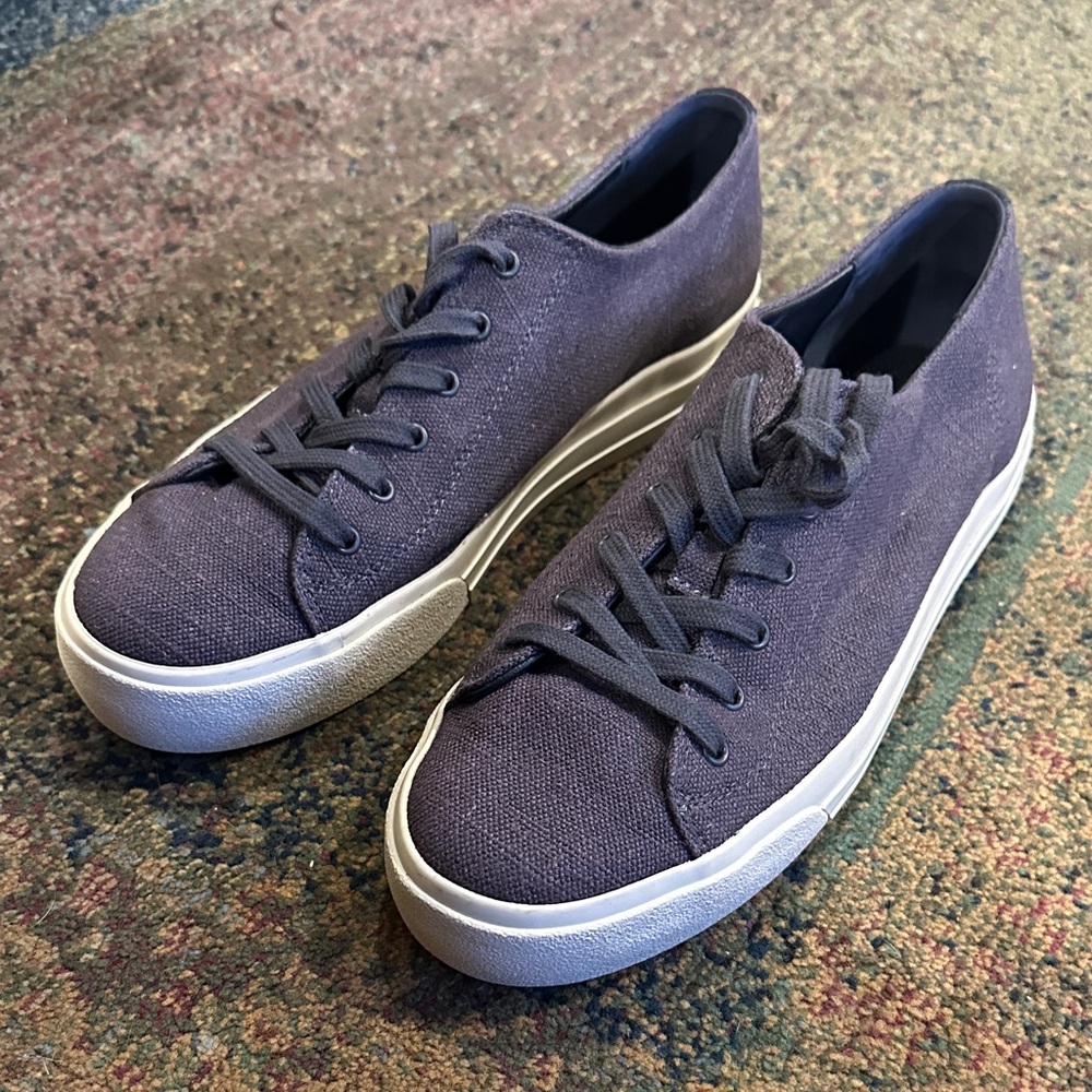 Vince Textured Canvas Sneakers - wore 1x